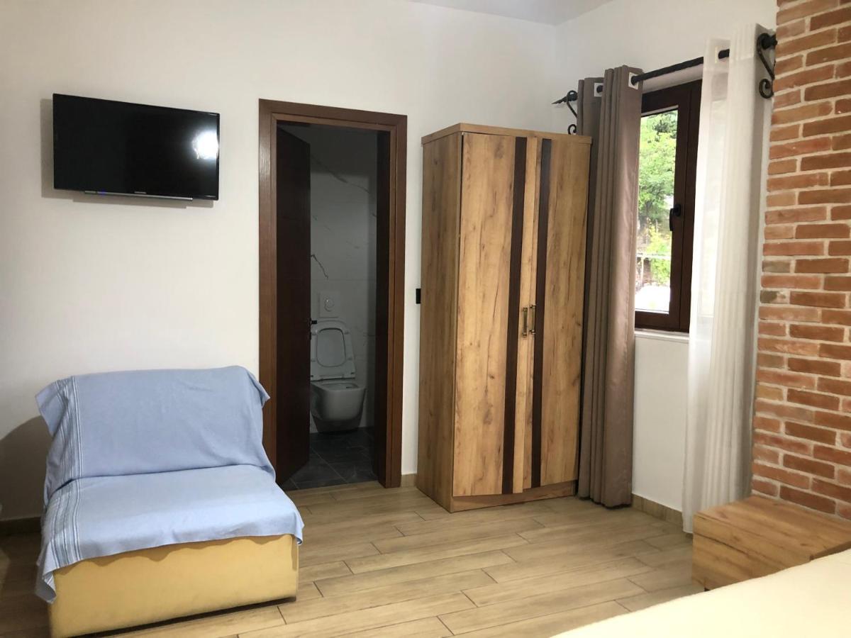 Vila Ilo Tushemisht Ngoại thất bức ảnh
